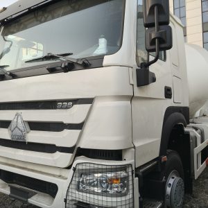 SINOTRUK HOWO 6x4 MIXER TRUCK SPECIFICATIONS
